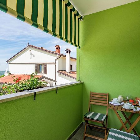 Spacious Apartment In Pazin With Pool Cerovlje Zewnętrze zdjęcie